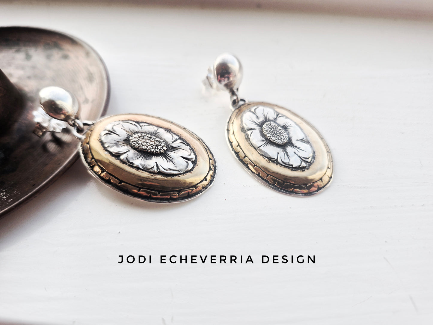 Flower Dot Earrings